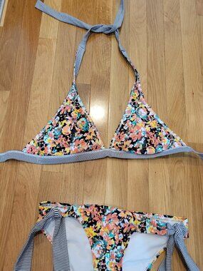 Roxy brand 2 piece reversible top bikini set